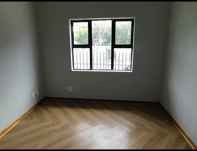 10M² MEDICAL SUITE TO LET IN RUITERHOF